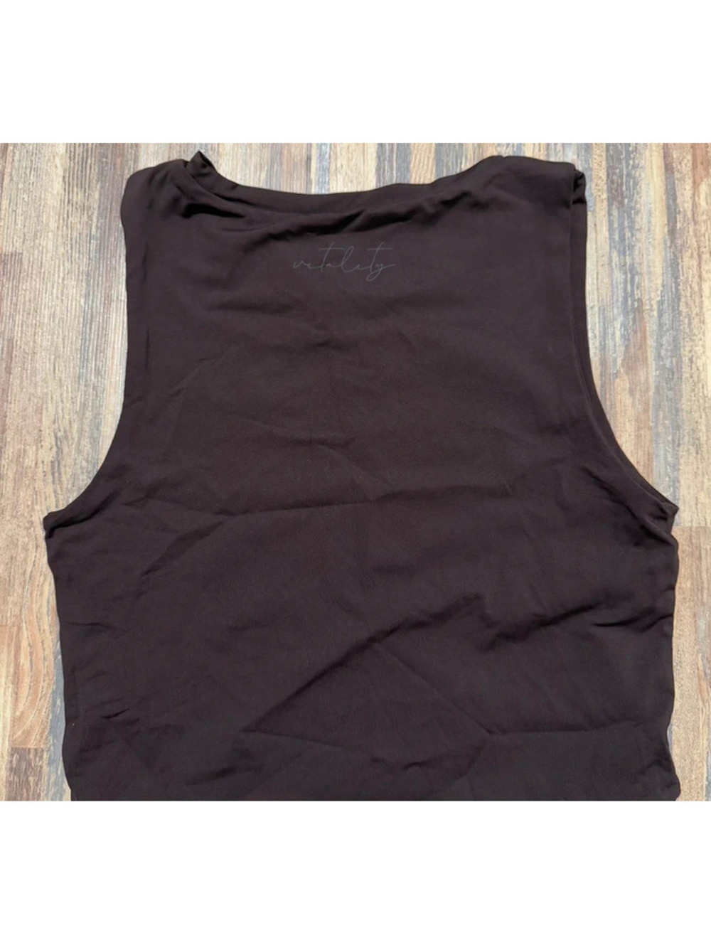Vitality cropped tank size medium